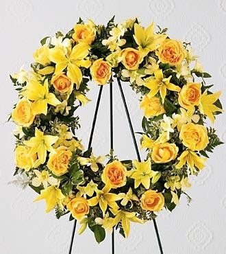 The FTD Ring of Friendship Wreath